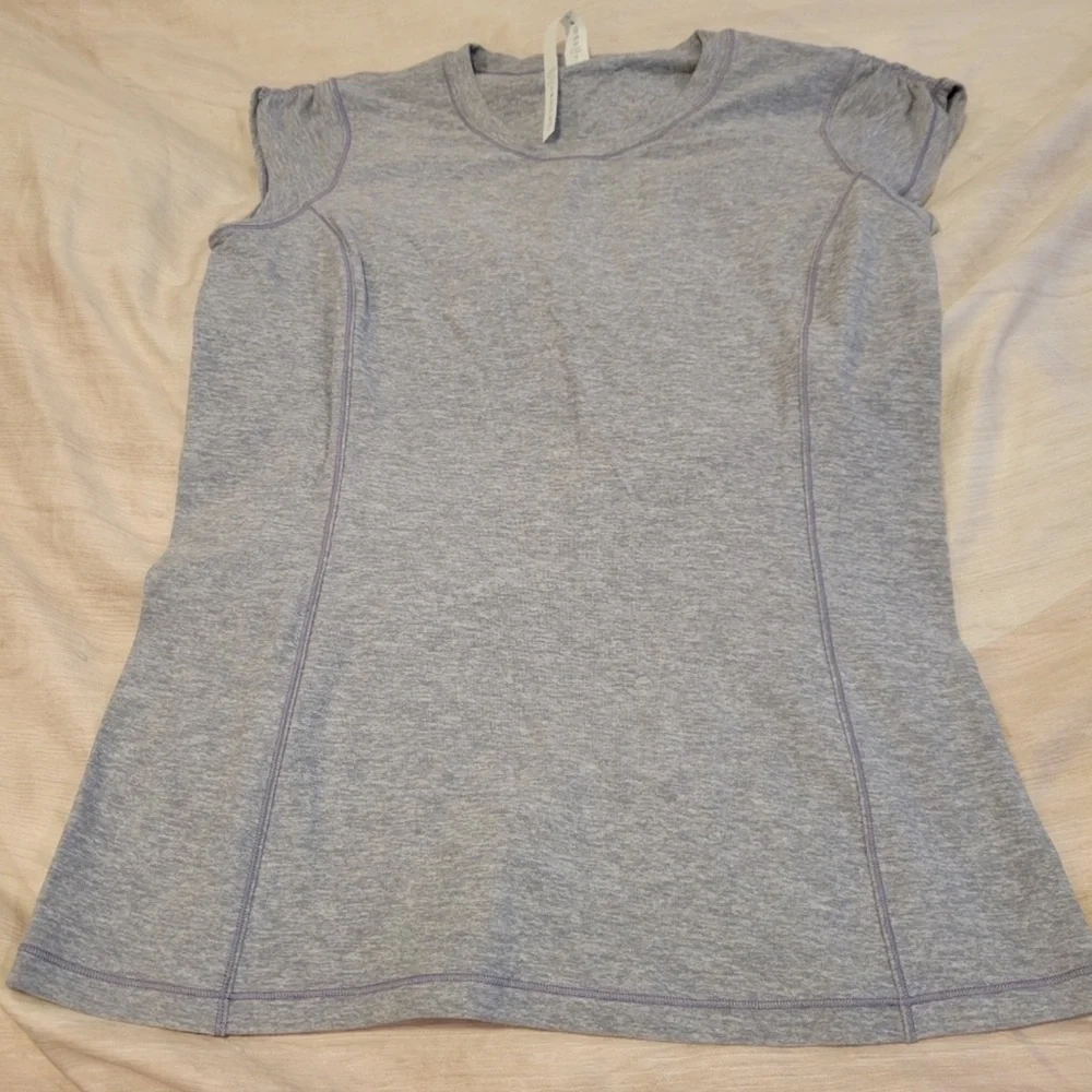 Lululemon gray cap sleeve yoga exercise casual Athletic shirt size 8